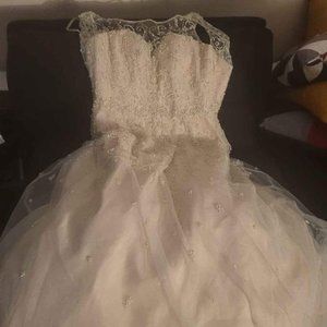 Wedding dress